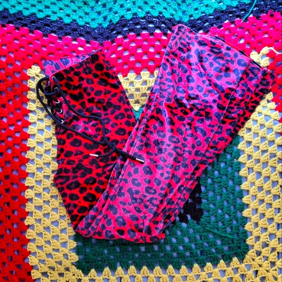 Velvet Cheetah Pants - Picture 2 of 5